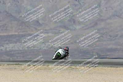 media/Dec-07-2025-CVMA (Sun) [[3e7d2de5dc]]/Race 9-Formula UL Shootout/